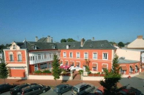 L'Escapade Hotel Carentan Bagian luar foto